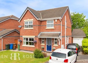 3 Bedrooms Detached house for sale in Ivy Close, Clayton-Le-Woods, Chorley PR25