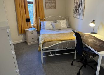 Thumbnail Shared accommodation to rent in Room 3, 15 Sycamore Road, Guildford