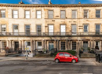 Hillside Crescent - 2 bed flat for sale