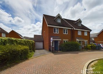 Thumbnail 3 bed detached house to rent in Barland Way, Aylesbury