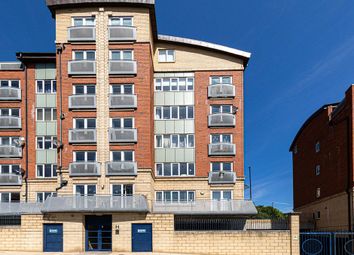 Thumbnail 2 bed flat for sale in City Road, Newcastle Upon Tyne, Tyne And Wear