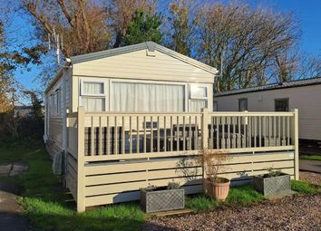Thumbnail 2 bed mobile/park home for sale in Oaks Close, Vinnetrow Road, Runcton, Chichester