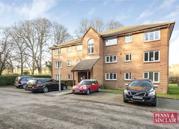 Thumbnail 2 bed flat for sale in Tilebarn Close, Henley-On-Thames