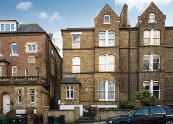 Thumbnail 1 bed flat to rent in Lyndhurst Road, London