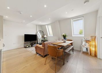 Thumbnail Flat for sale in Albion Place, London