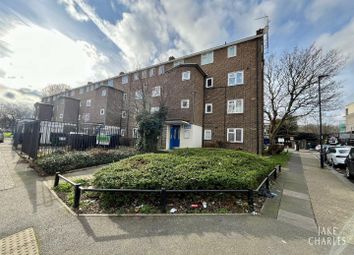 Thumbnail Flat for sale in Moree Way, London
