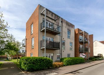 Thumbnail Flat for sale in The Moors, Redhill, Surrey