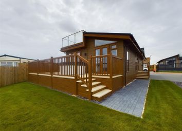 Thumbnail Mobile/park home for sale in Coast Road, Bacton, Norwich