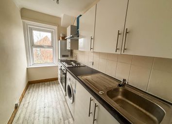 Thumbnail 2 bed flat to rent in Bridge Street, Caversham