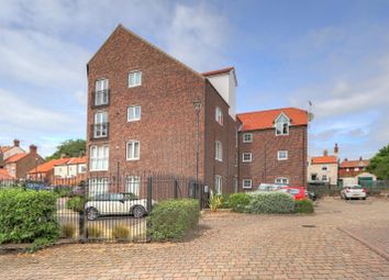Thumbnail Flat for sale in Sheraton House, Blandford Close