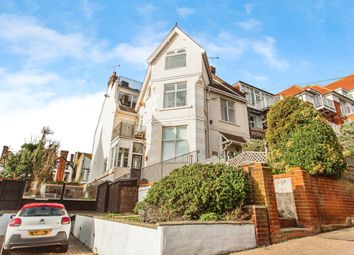 Westcliff on Sea - 2 bed flat for sale