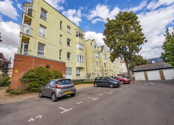 Thumbnail Flat to rent in Burleigh Court, Station Road, Westcliff-On-Sea