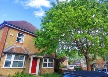 Thumbnail Detached house to rent in Foxglove Road, Romford