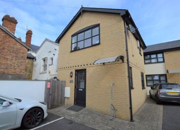 Thumbnail Property to rent in Albert Cottages, Camden Road, Tunbridge Wells