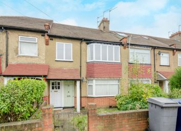 Thumbnail Flat to rent in Oakleigh Road North, Finchley, London