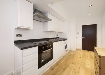 1 Bedrooms Flat to rent in Spurstow Terrace, Dalston Lane, Hackney, London E8