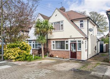 3 Bedrooms Semi-detached house for sale in Lodge Crescent, Orpington, Kent BR6