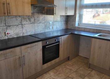 Thumbnail Flat to rent in Silverdale Close, London