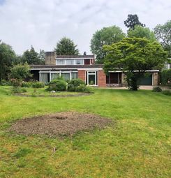 2 Bedroom Detached house for sale