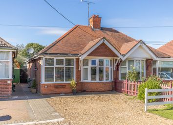 2 Bedrooms Bungalow for sale in Northampton Lane South, Moulton, Northampton NN3