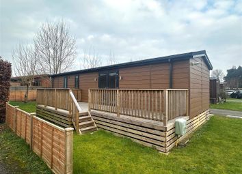 Thumbnail Mobile/park home for sale in Hull Road, Wilberfoss, York