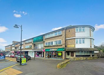 Thumbnail Flat for sale in Hill Avenue, Amersham