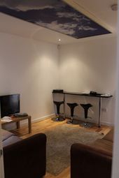 4 Bedroom End terrace house for rent
