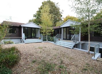 5 Bedrooms Barn conversion to rent in Pouchen End Lane, Hemel Hempstead HP1