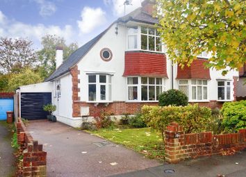 3 Bedrooms Semi-detached house for sale in Greenhayes Avenue, Banstead SM7