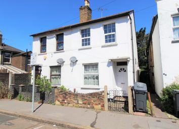 2 Bedroom Semi-detached house for rent