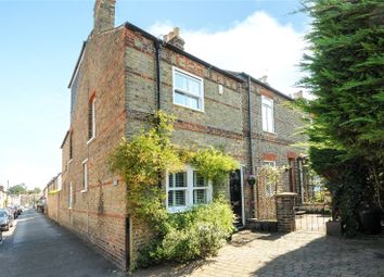 2 Bedroom End terrace house for sale