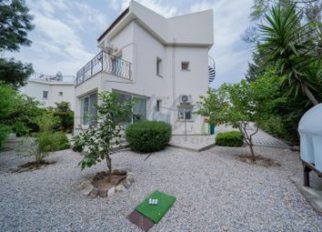 Thumbnail Villa for sale in Altintop Sokak, West Of Kyrenia