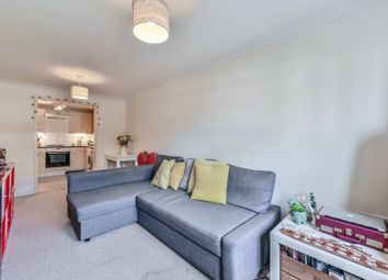 Thumbnail 1 bed flat to rent in Portland Grove, Oval, London