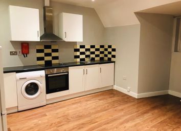 1 Bedrooms Flat to rent in Peckham High Street, London SE15