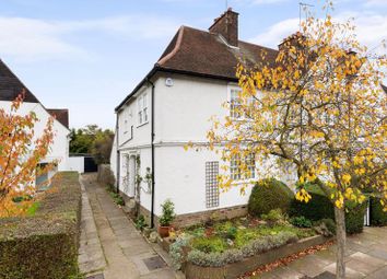 Thumbnail 2 bed property for sale in Willifield Way, Hampstead Garden Suburb