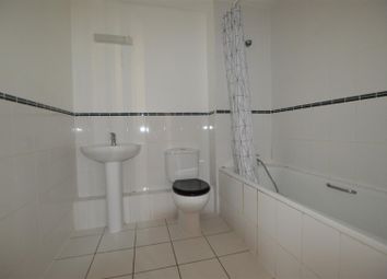 Thumbnail 2 bed flat to rent in The Beeches, Rokesby Road, Slough, Berkshire