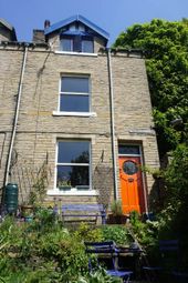 2 Bedroom Semi-detached house for rent