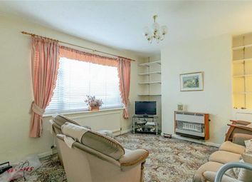3 Bedrooms Semi-detached house for sale in Moorland Road, Burnley, Lancashire BB11