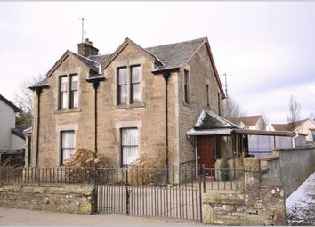 2 Bedrooms Flat to rent in Burrell Street, Crieff PH7
