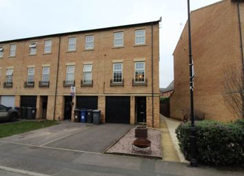 3 Bedroom Town house for rent