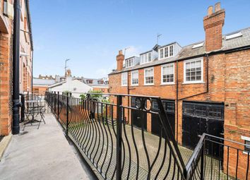 Thumbnail 2 bedroom mews house for sale in Inglewood Road, London