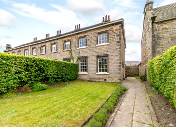 4 Bedrooms Terraced house for sale in The Avenue, Harewood, Leeds, West Yorkshire LS17