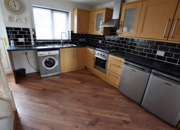 2 Bedroom Semi-detached house for rent