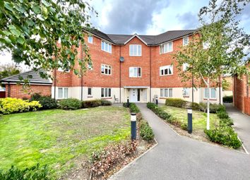 Thumbnail Flat to rent in Hornchurch Square, Farnborough