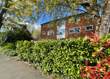 Thumbnail Flat to rent in Ray Park Avenue, Maidenhead