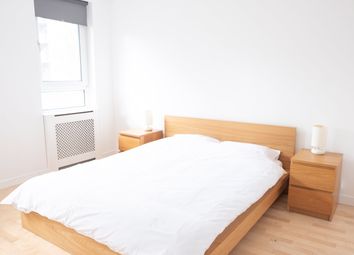 1 Bedrooms Maisonette to rent in Chrisp Street, Canary Wharf E14