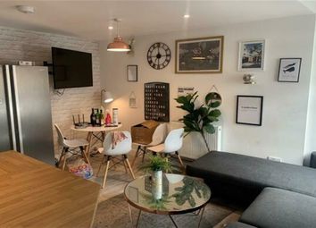 Thumbnail 5 bed flat to rent in Room To Rent At Flat 1, 40 Upper Parliament Street, The City