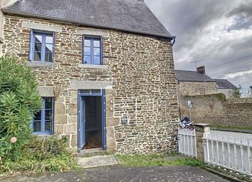 Thumbnail 2 bed cottage for sale in Pleine-Fougeres, Bretagne, 35610, France