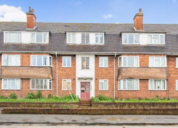 Thumbnail Flat for sale in Central Gardens, Morden