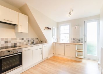Thumbnail Flat to rent in Arterberry Road, Raynes Park, London
